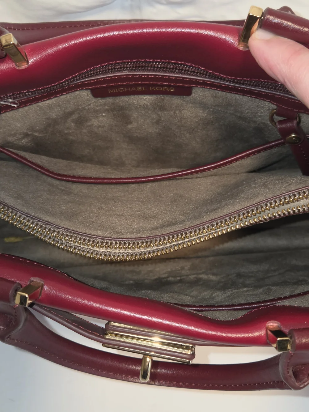 ✨ Michael Kors Bordeaux Leather Satchel/Top Handle Crossbody Bag ✨